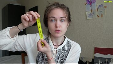 Кира Стоун жаждет огромный член в дырку